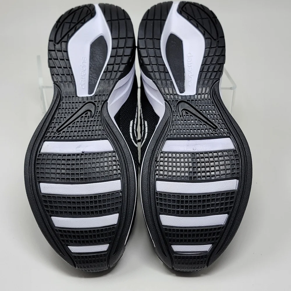 Nike lightweight athletic